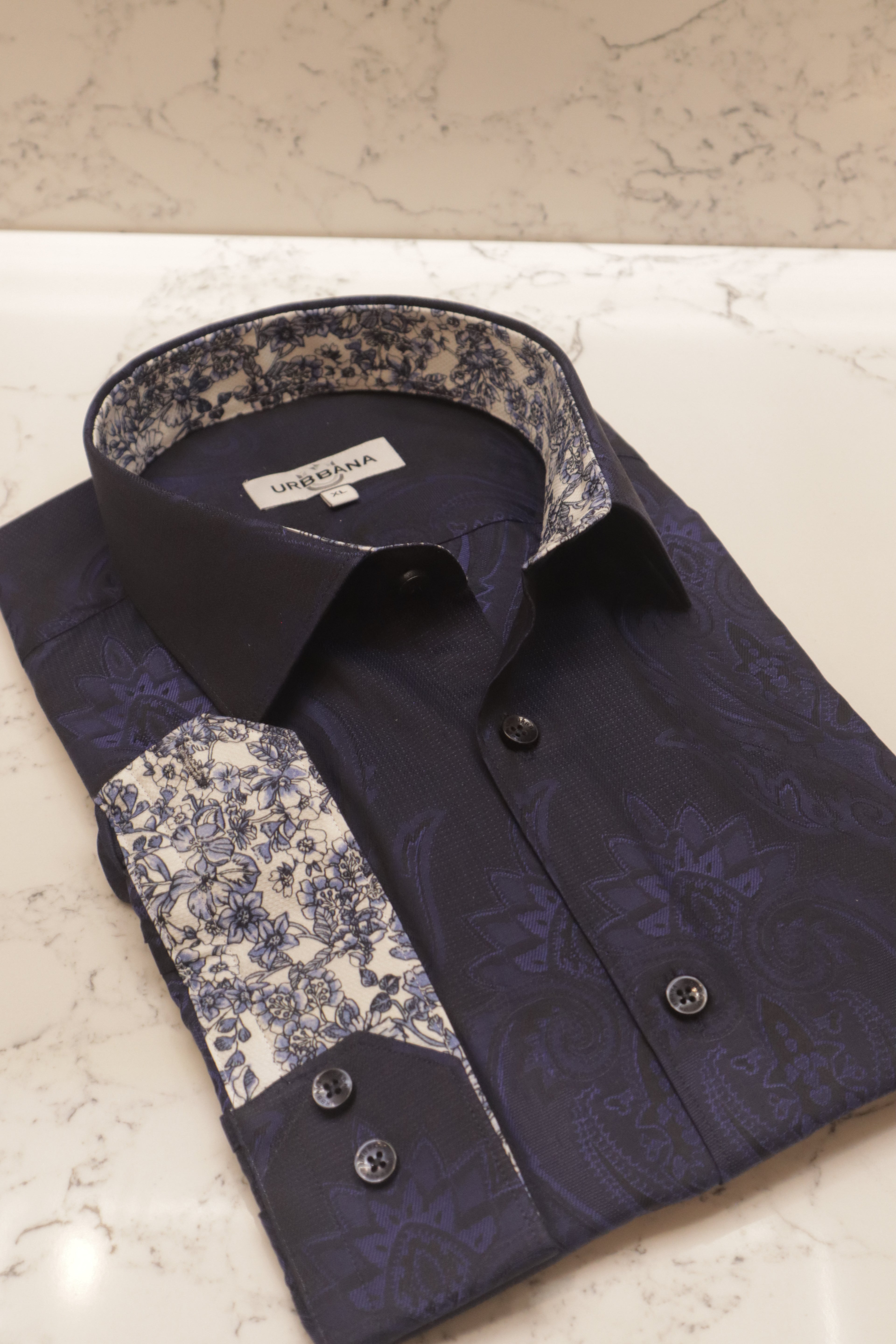 Modern Men’s Fashion Shirt in Urbbana