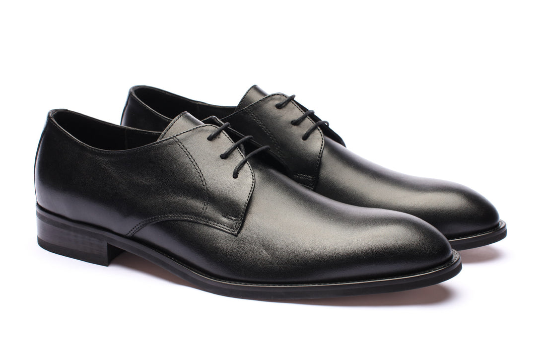 The Martin Shoes - Brogues by Urbbana