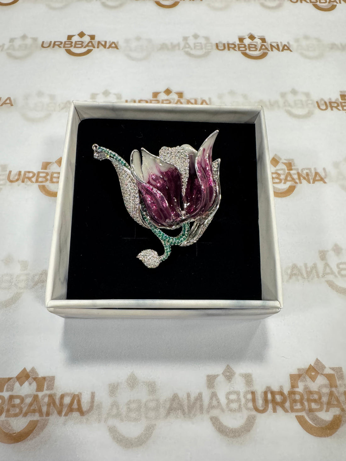 Tulip Grace Lapel Pin- Urbbana