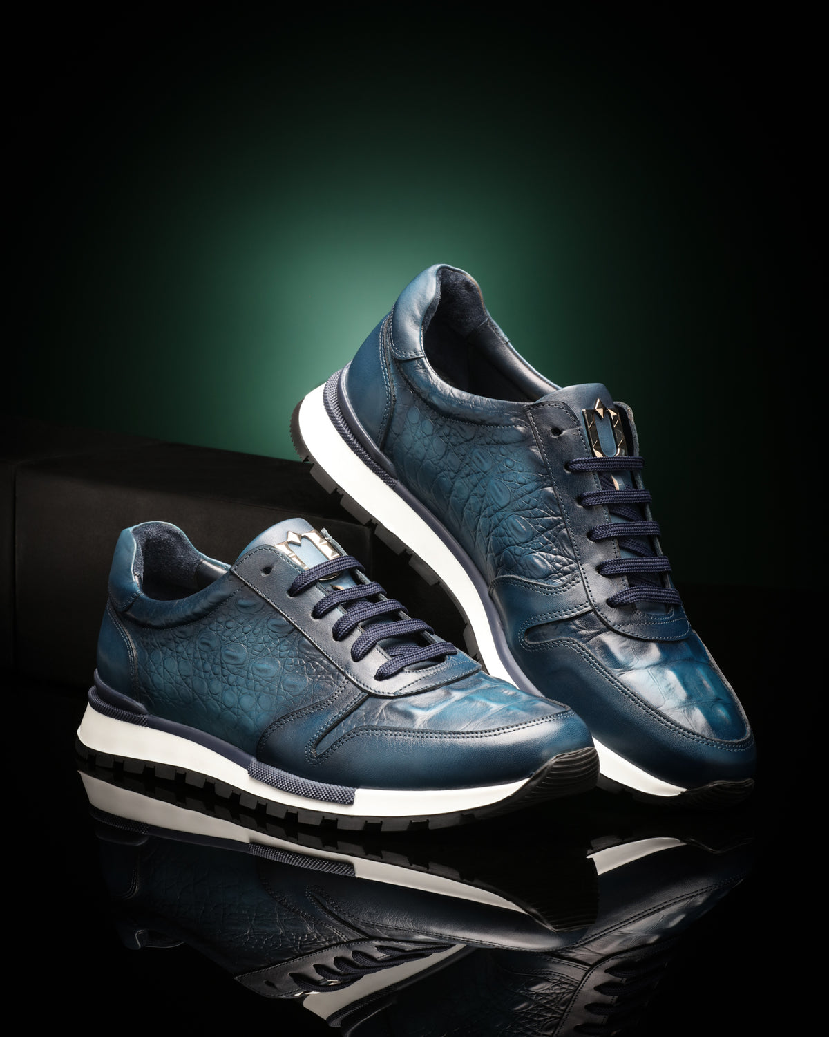 Luka Sneakers - Blue - Sneaker by Urbbana