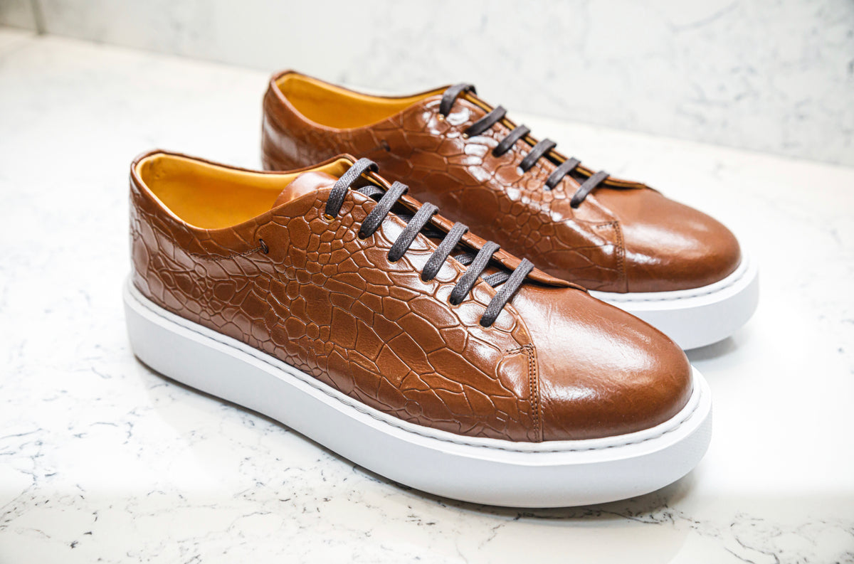  URBBANA Sneakers – Premium Materials, Timeless Design
