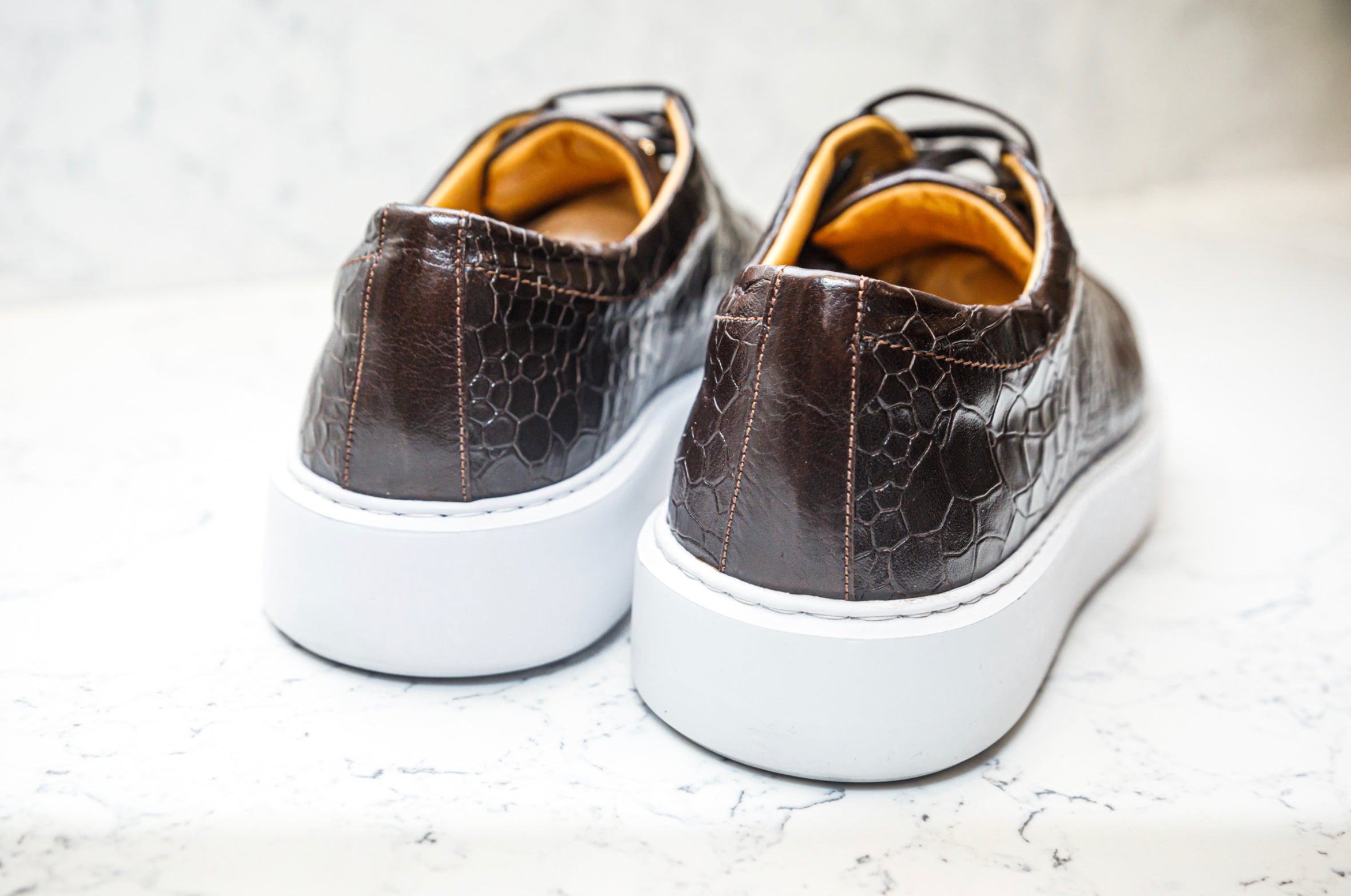 The Croco Sneakers - Brown - Sneaker by Urbbana