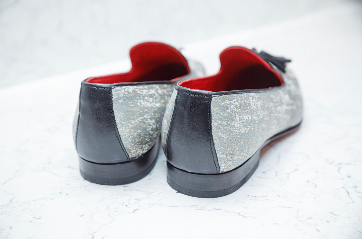 The Showtime Loafers - White/Gold - Loafers by Urbbana